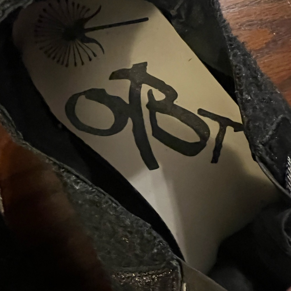 OTBT Black Women's Sneakers - Picture 2 of 6